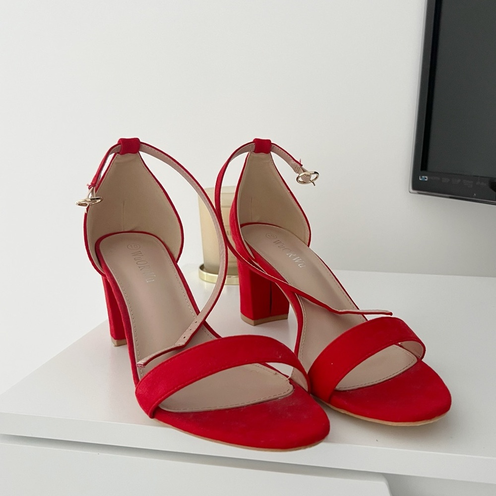 red heels